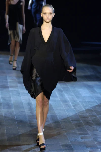 Look 34